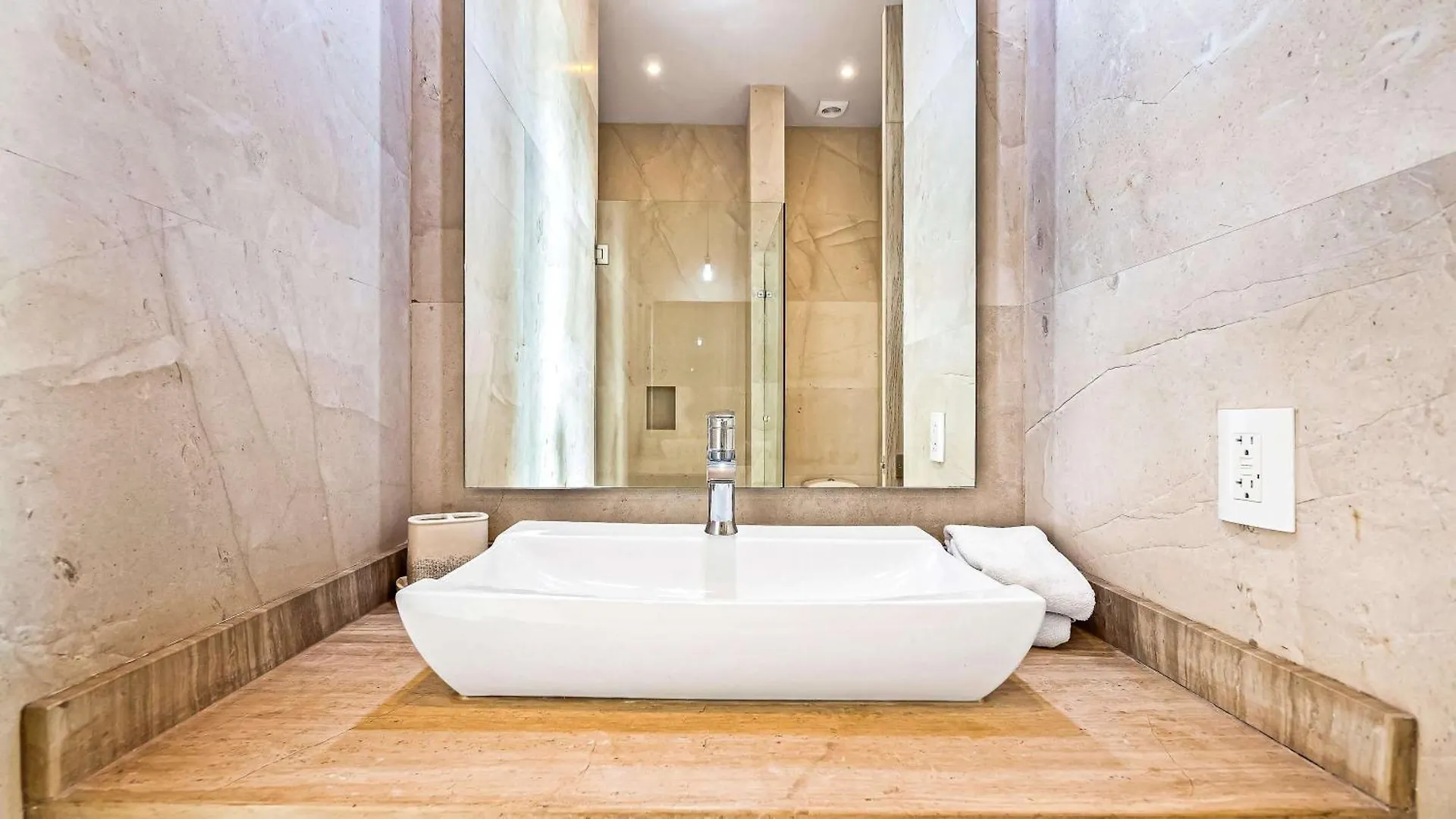 Апартаменты Panoramic Hot Tub Oceanview Luxury 4Br Penthouse Пуэрто-Вальярта
