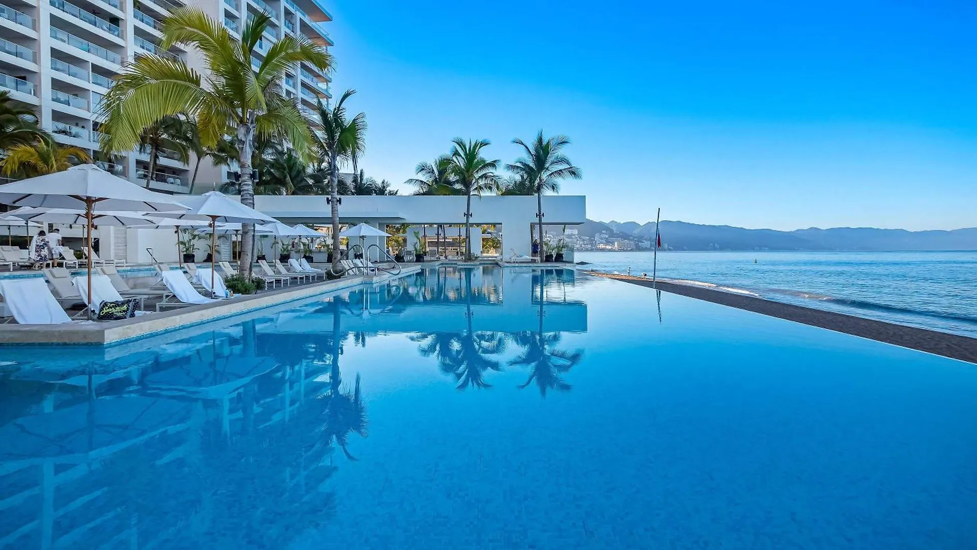 Апартаменты Panoramic Hot Tub Oceanview Luxury 4Br Penthouse Пуэрто-Вальярта Мексика